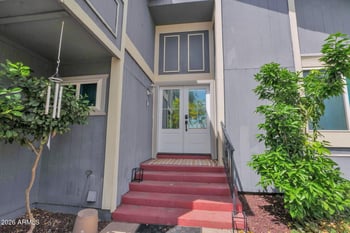 2420 Mandalay Ln, Phoenix, AZ 85023