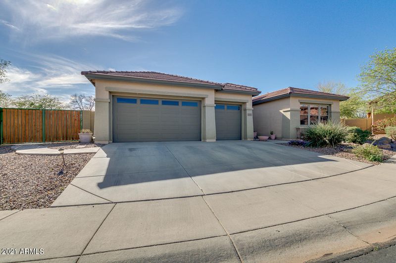 2420 W Kit Carson Ct, Phoenix, AZ 85086