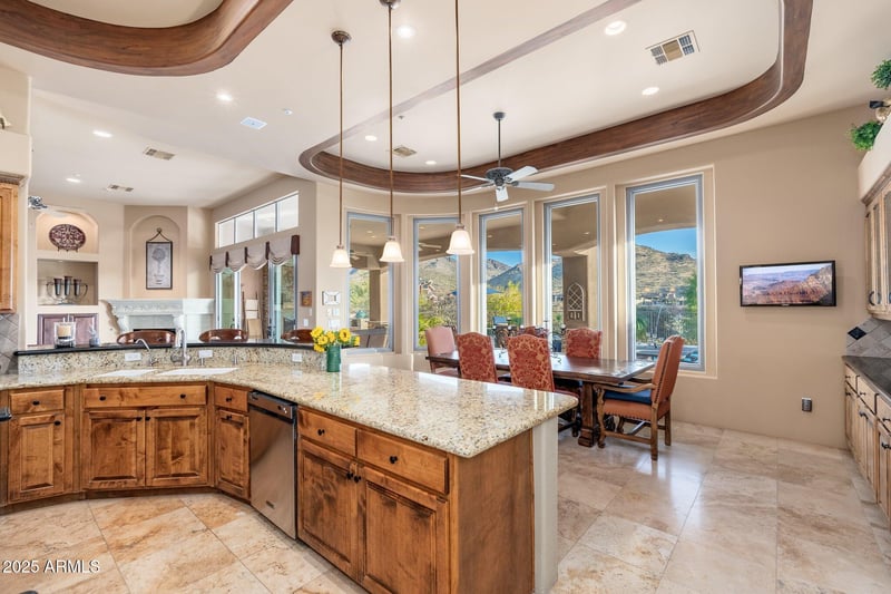 24200 Alma School Rd #36, Scottsdale, AZ 85255