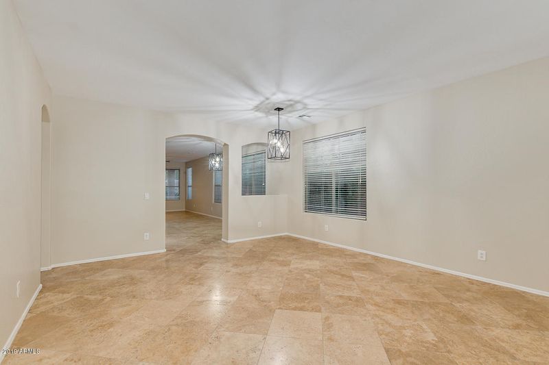 24203 N 59th Ave, Glendale, AZ 85310