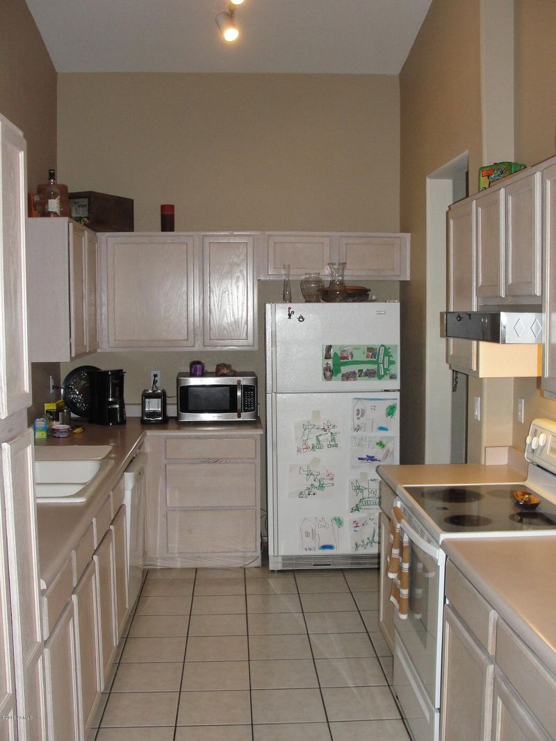 24204 N 39th Ave, Glendale, AZ 85310