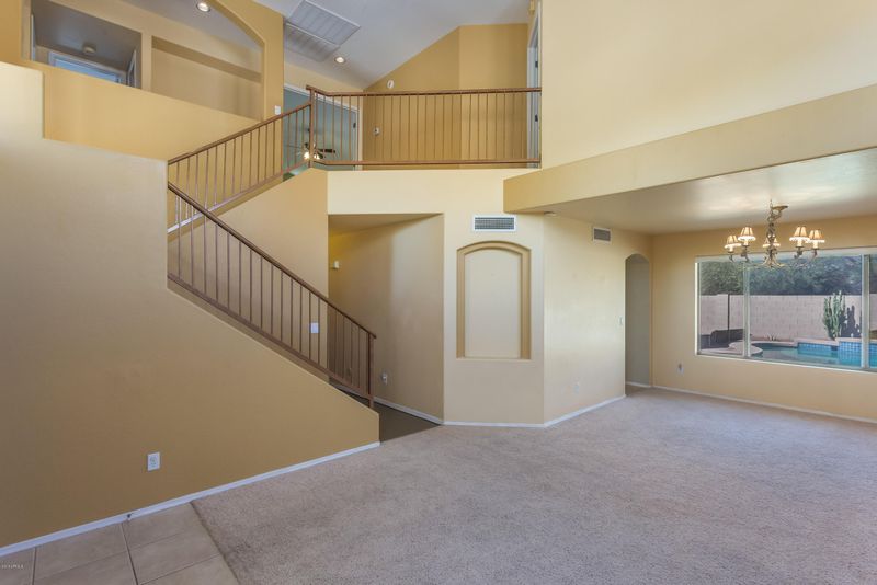 24208 N 61st Dr, Glendale, AZ 85310