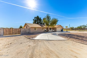 2421 221st Ave, Buckeye, AZ 85326