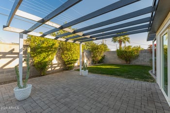 2421 68th St, Scottsdale, AZ 85257