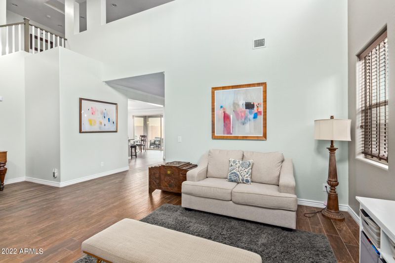 2421 E Hazeltine Way, Gilbert, AZ 85298