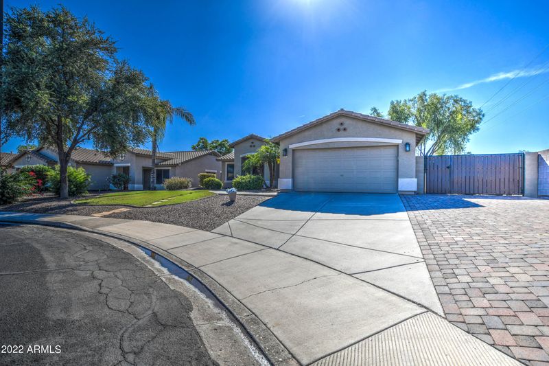 2421 E Toledo Ct, Gilbert, AZ 85295
