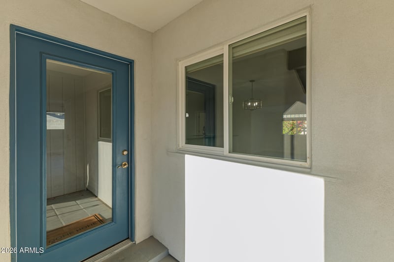 2421 N 68th St, Scottsdale, AZ 85257