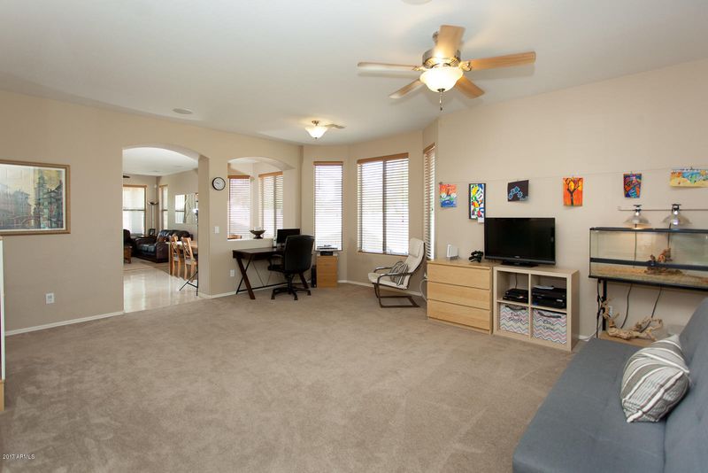 2421 W Beverly Rd, Phoenix, AZ 85041