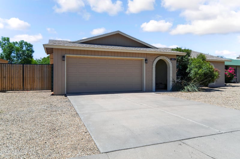 2421 W Brooks St, Chandler, AZ 85224