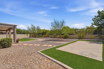 2421 W Kit Carson Ct, Phoenix, AZ 85086