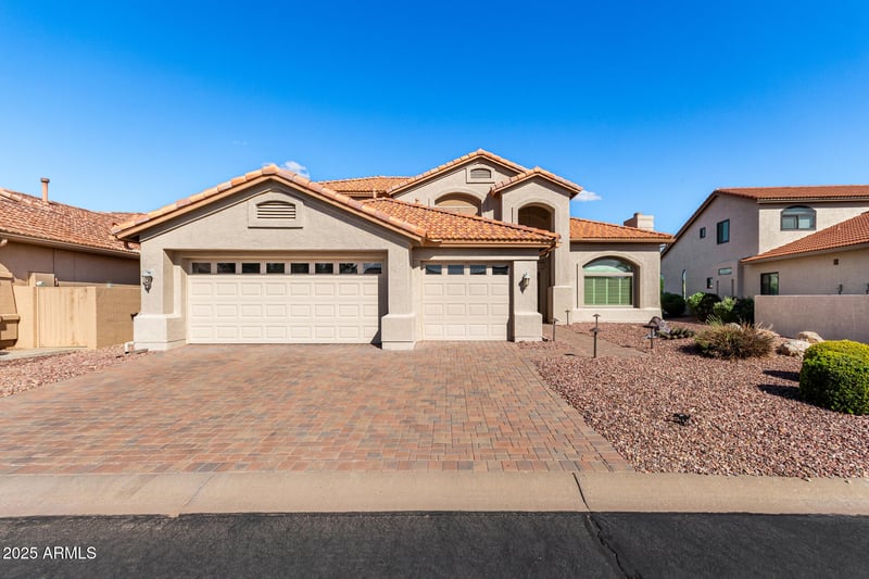 24211 Stoney Lake Dr, Sun Lakes, AZ 85248