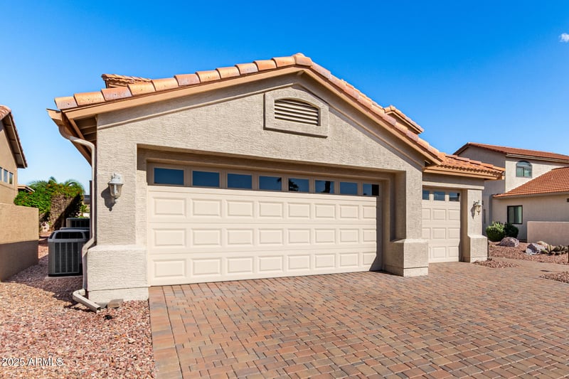 24211 Stoney Lake Dr, Sun Lakes, AZ 85248