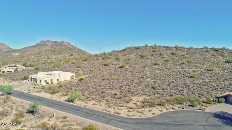 24213 65th Ave #28, Glendale, AZ 85310