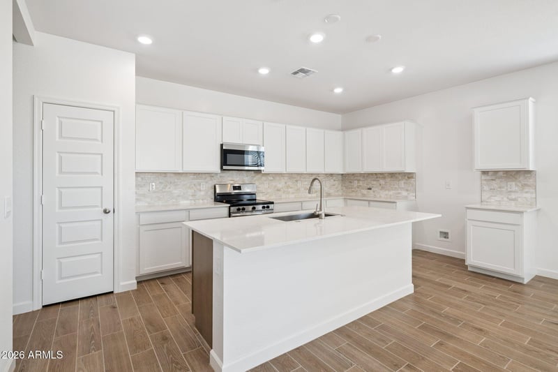 24218 W Atlantis Way, Buckeye, AZ 85326