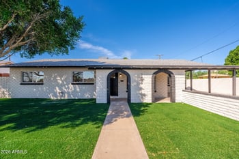 2422 74th St, Scottsdale, AZ 85257