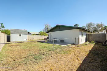 2422 Camino St, Mesa, AZ 85213