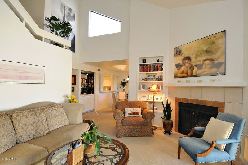2422 E Palo Verde Dr, Phoenix, AZ 85016