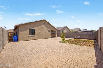 2422 73rd Ln, Phoenix, AZ 85043