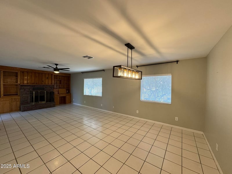 2423 Campbell Ave, Phoenix, AZ 85015