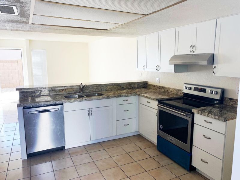 2423 E Tracy Ln #1, Phoenix, AZ 85032