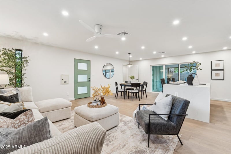 2423 Flower St, Phoenix, AZ 85016