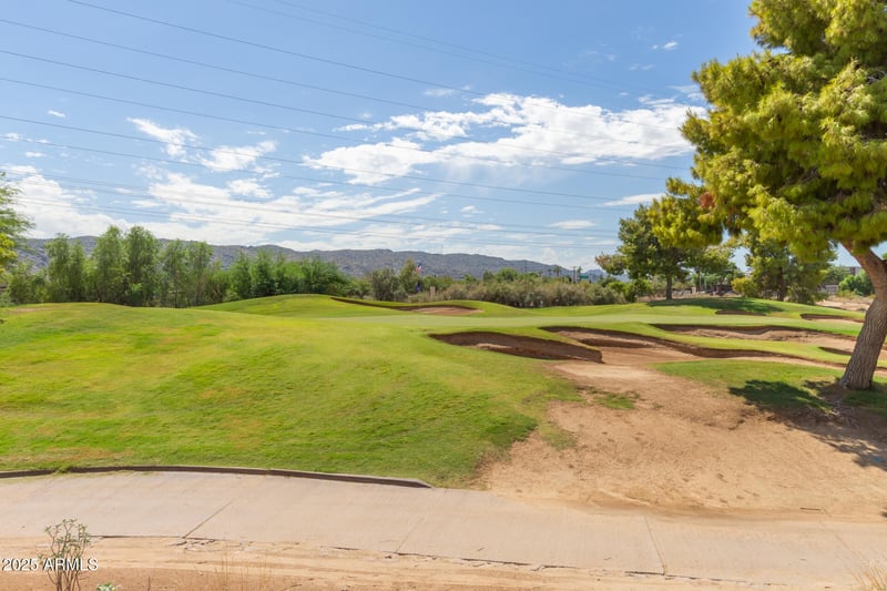2423 Fremont Rd, Phoenix, AZ 85042