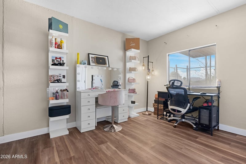 2423 Yuma St, Phoenix, AZ 85009