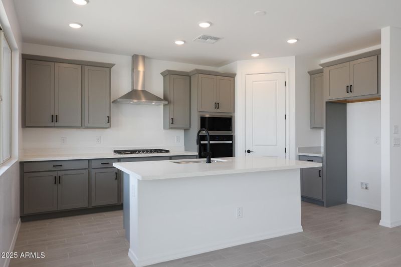 24232 W Agora Ln, Buckeye, AZ 85326