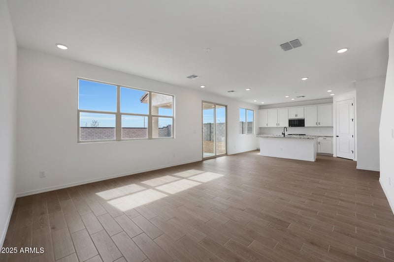 24249 Agora Ln, Buckeye, AZ 85326