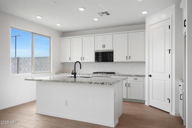 24249 Agora Ln, Buckeye, AZ 85326