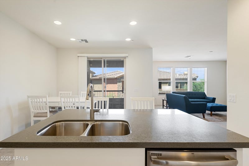 2425 Bronco Butte Trl #2024, Phoenix, AZ 85085