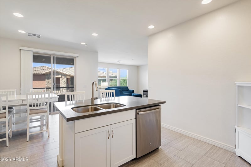 2425 Bronco Butte Trl #2024, Phoenix, AZ 85085