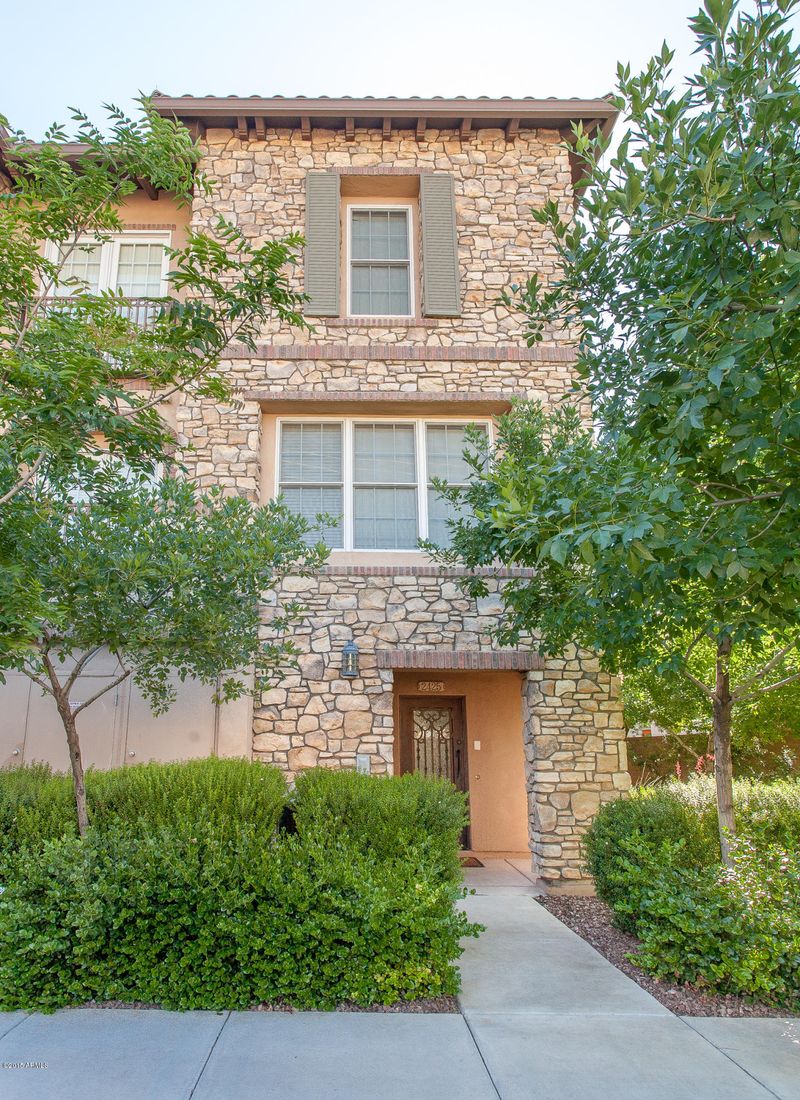 2425 E Montecito Ave, Phoenix, AZ 85016