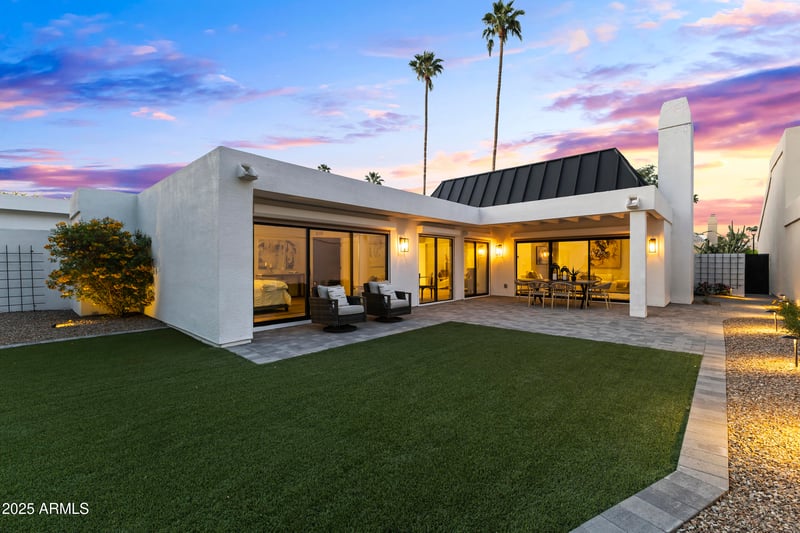 2425 E Oregon Ave, Phoenix, AZ 85016