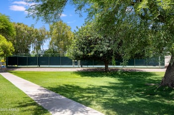 2425 Oregon Ave, Phoenix, AZ 85016