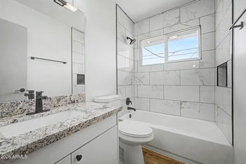 2425 Shady Glen Ave, Phoenix, AZ 85023