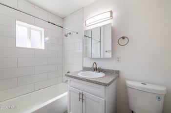2425 Turney Ave, Phoenix, AZ 85015