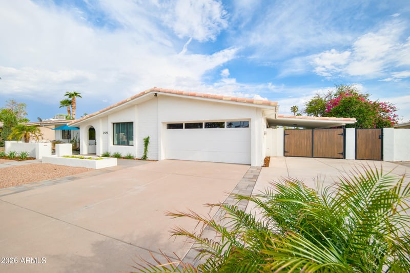 2425 W Impala Cir, Mesa, AZ 85202