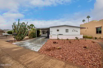 2426 Eastwood Way, Mesa, AZ 85215