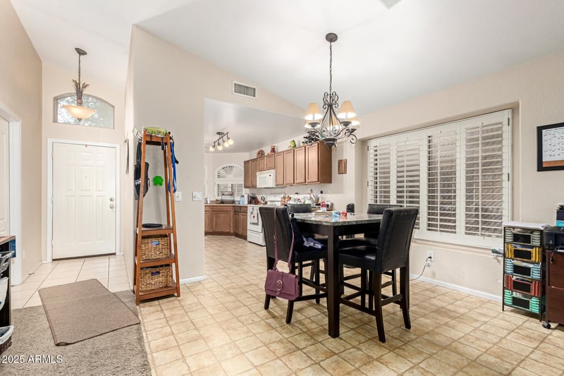 2426 Gambit Trl, Phoenix, AZ 85085