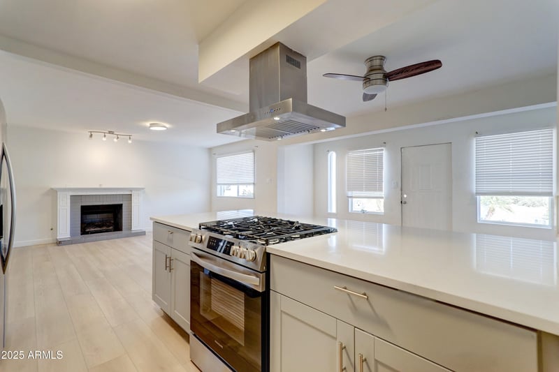 2427 Marmora St, Phoenix, AZ 85032