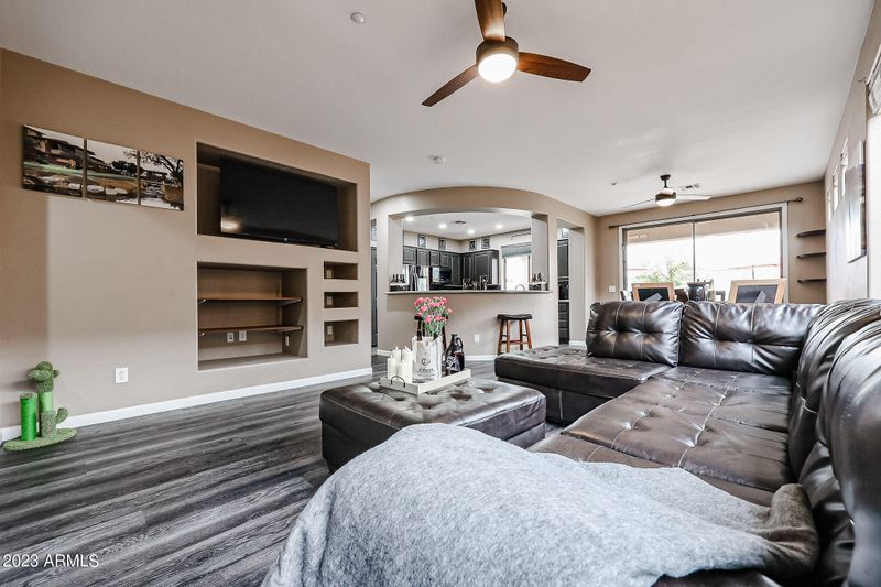 2427 W Turtle Hill Dr, Anthem, AZ 85086