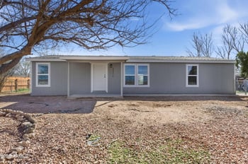 24275 Cleveland St, Paulden, AZ 86334