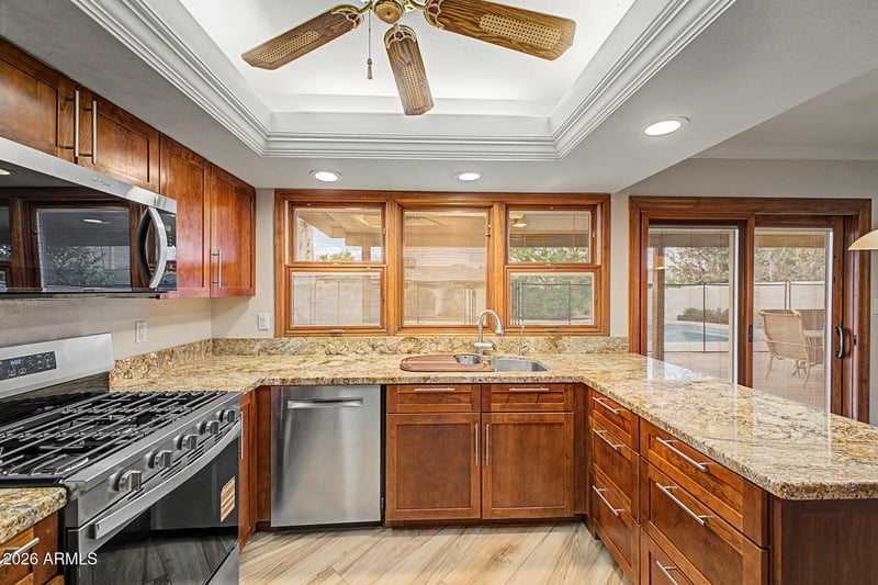 2428 Cairo Dr, Tempe, AZ 85282