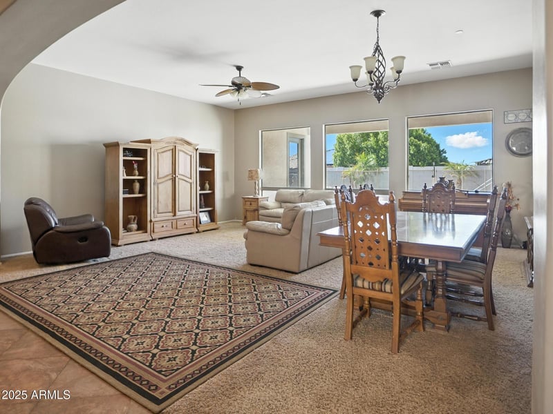 2428 Kachina Trl, Phoenix, AZ 85041