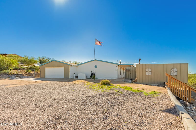 2428 Wolftrap Rd, New River, AZ 85087