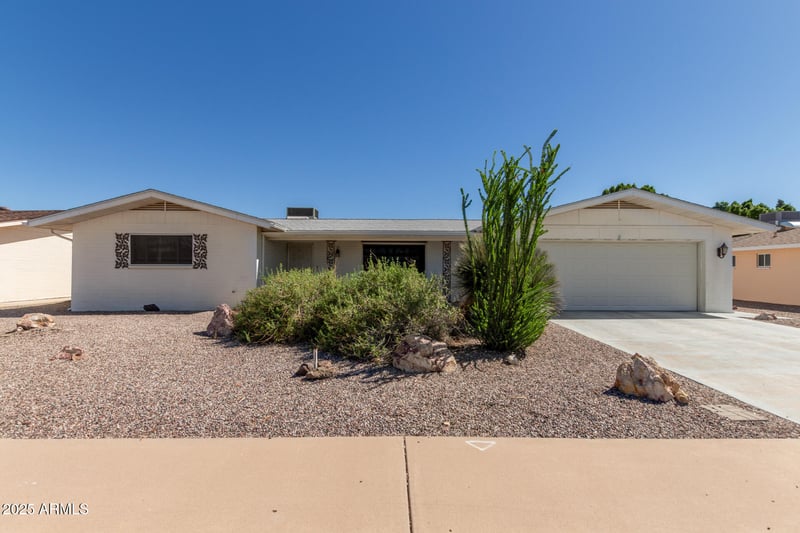 243 61st Pl, Mesa, AZ 85205