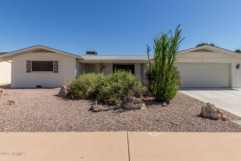 243 61st Pl, Mesa, AZ 85205
