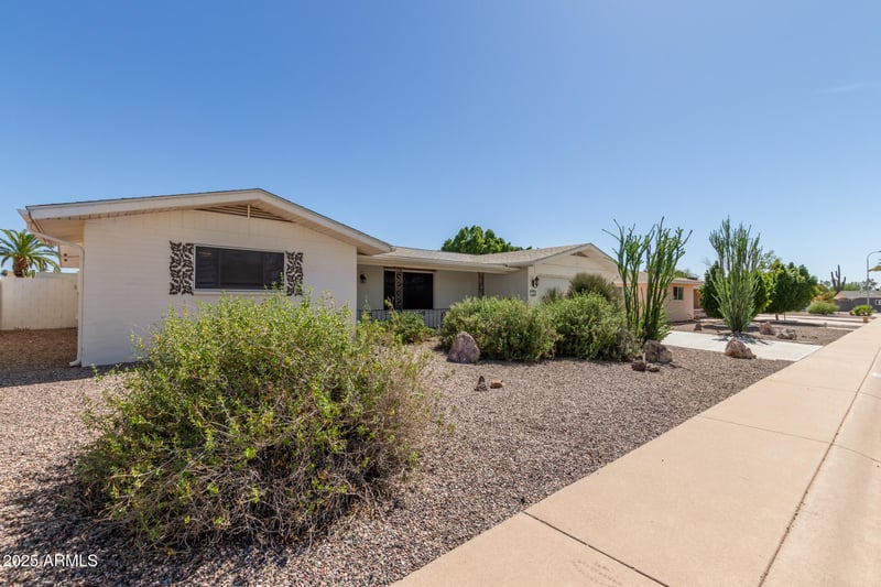 243 61st Pl, Mesa, AZ 85205