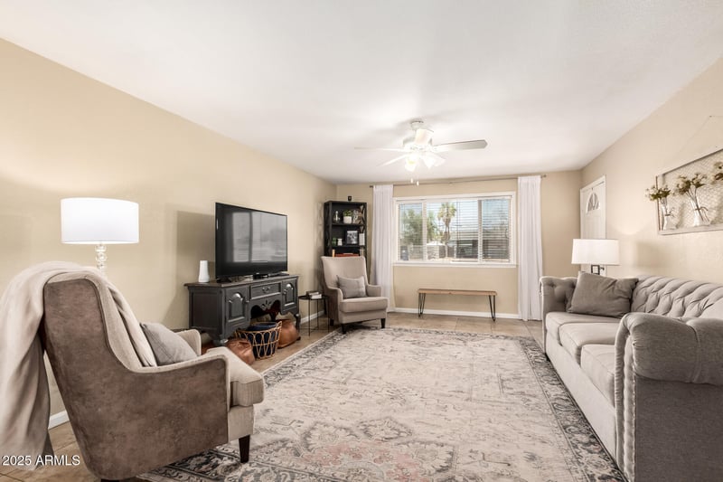 243 Jasmine St, Mesa, AZ 85201